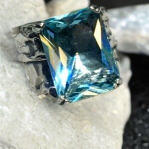 925 Silpada Elegant Silver and Blue Gemstone Ring